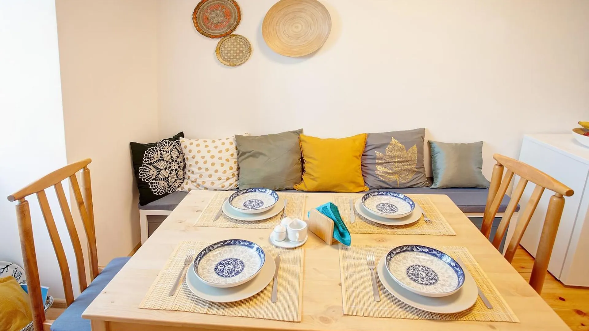 Artiesta - 5 Apartments Sofia 0*,  Bulgaria