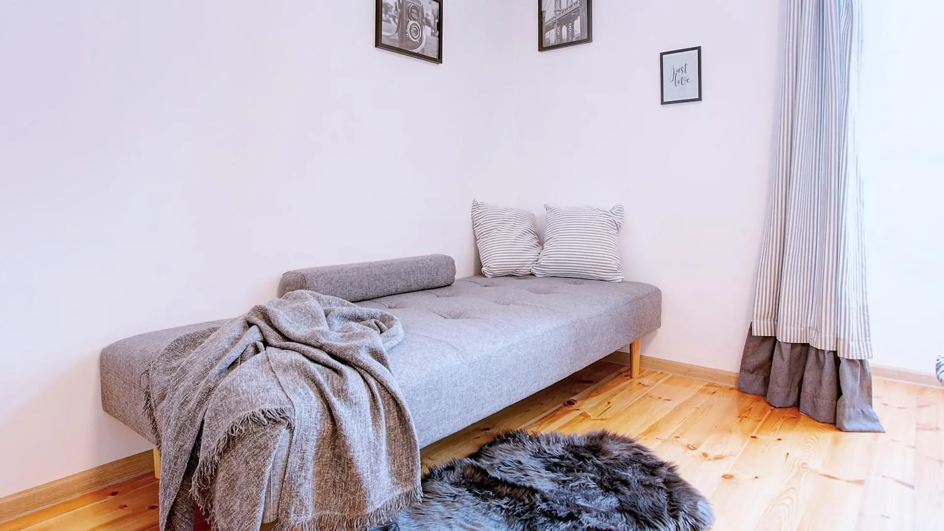 Artiesta - 5 Apartments Sofia 0*,  Bulgaria